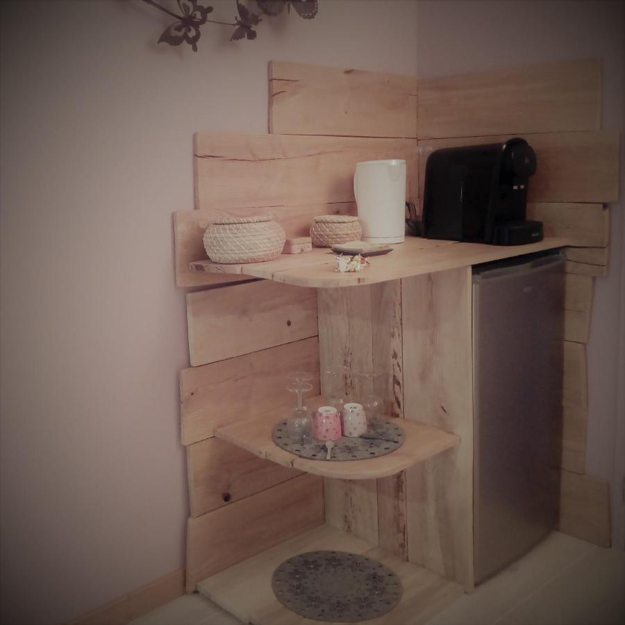L'Anagramme, Chambres, Table D'Hotes Et Gite Pour Adultes, Naturistes Ou Non ! Cindre 外观 照片