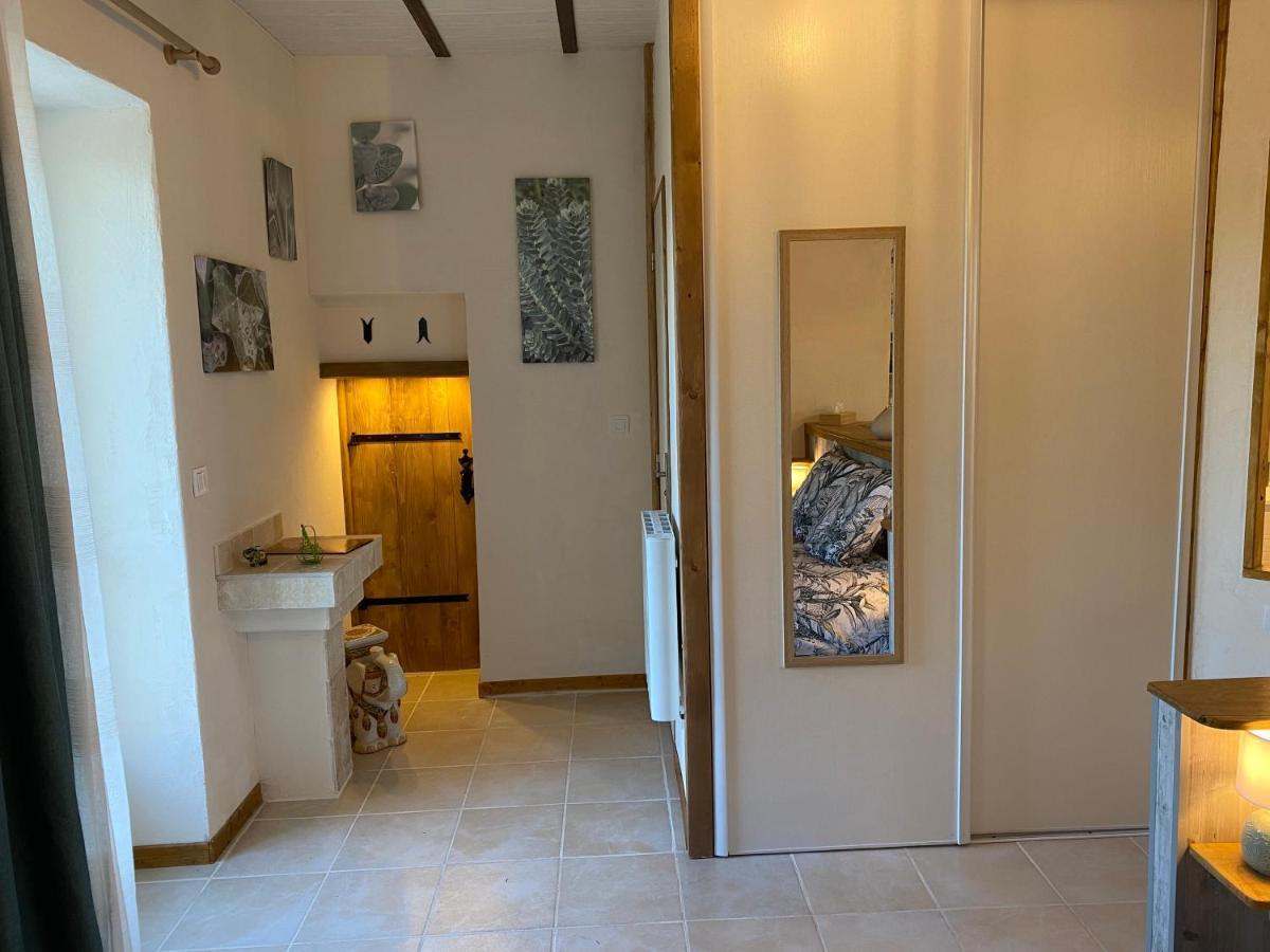 L'Anagramme, Chambres, Table D'Hotes Et Gite Pour Adultes, Naturistes Ou Non ! Cindre 外观 照片